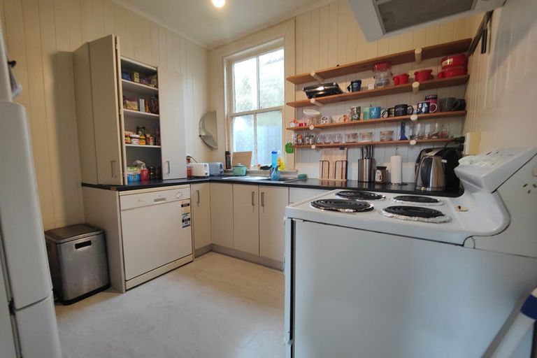 Photo of property in 71 Nairn Street, Mount Cook, Wellington, 6011