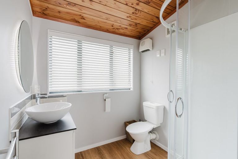 Photo of property in 15 Morrinsville Road, Hillcrest, Hamilton, 3216