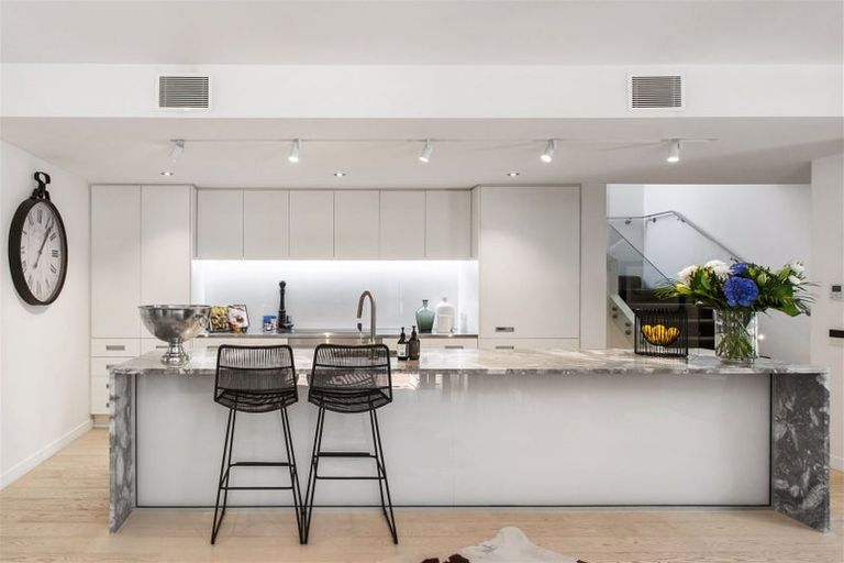 Photo of property in 39 Weka Street, Fendalton, Christchurch, 8041