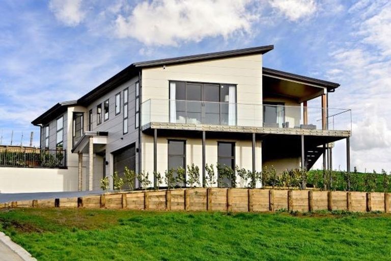 Photo of property in 54 Hillpark Drive, Pokeno, 2402