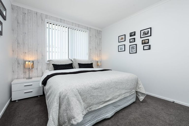 Photo of property in 24 Drabble Crescent, Papamoa Beach, Papamoa, 3118