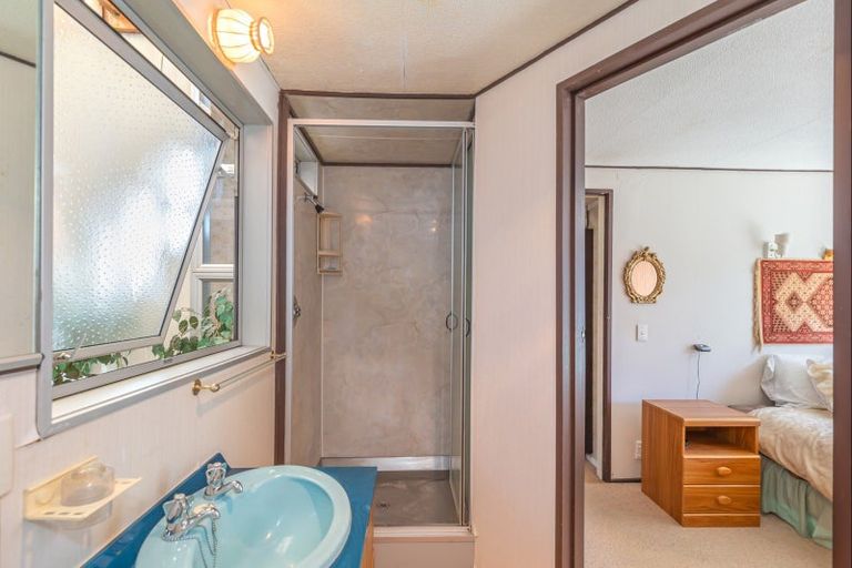 Photo of property in 33 Highbury Drive, Levin, 5510