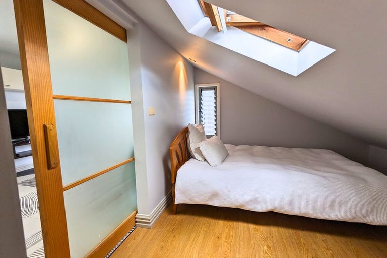 Photo of property in 19 Millstream Drive, Henderson, Auckland, 0610