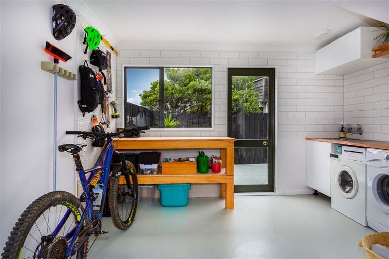 Photo of property in 34a Bowes Crescent, Strathmore Park, Wellington, 6022