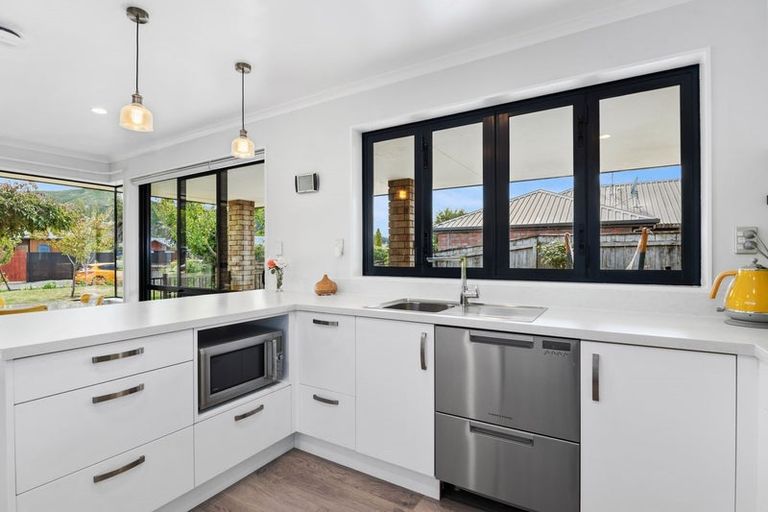 Photo of property in 9 Mayer Crescent, Wakefield, 7025