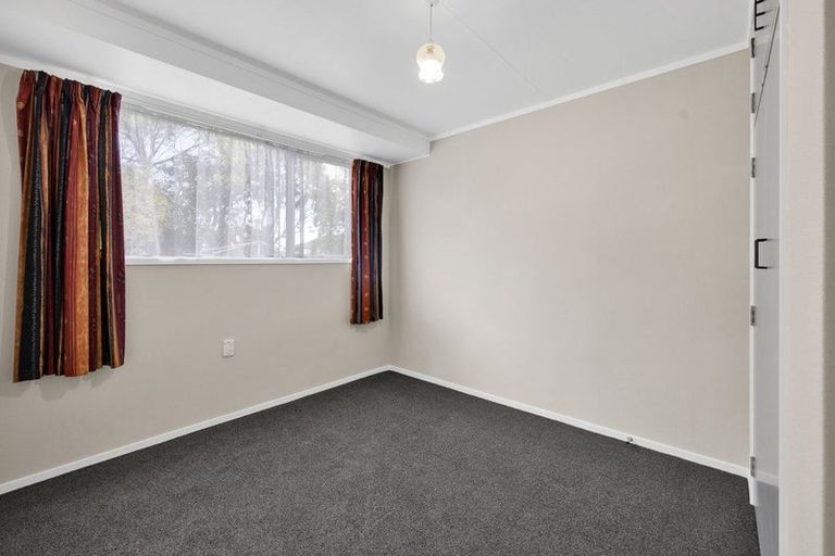 Photo of property in 19 Kamahi Avenue, Hawera, 4610