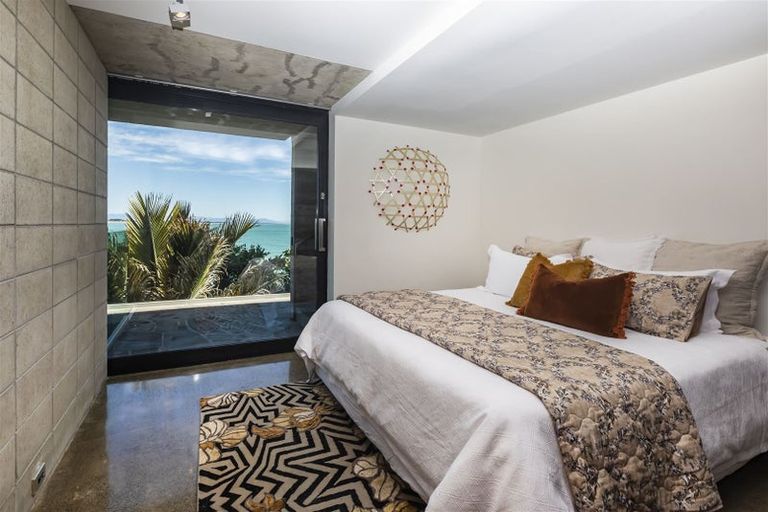 Photo of property in 1 Whitewash Head Road, Scarborough, Christchurch, 8081