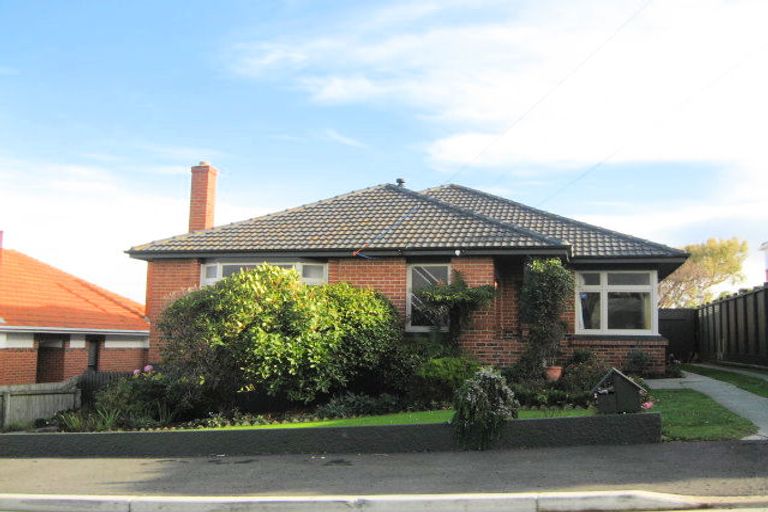 Photo of property in 15 Stirling Street, Andersons Bay, Dunedin, 9013