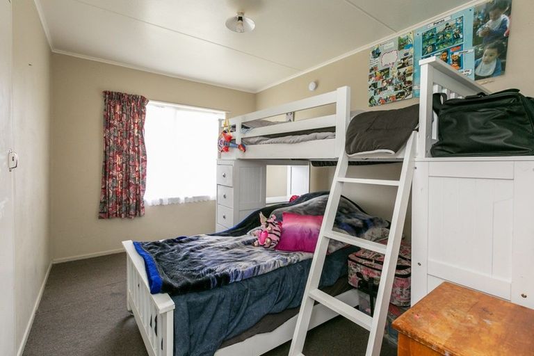 Photo of property in 24 Columbus Crescent, Flaxmere, Hastings, 4120