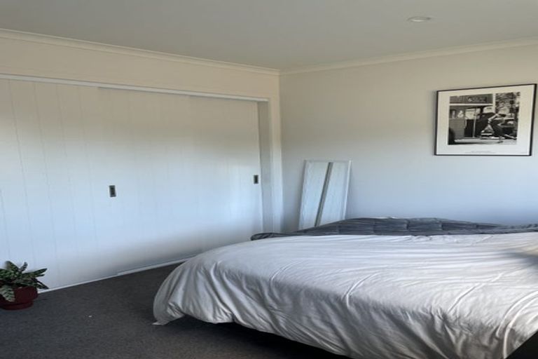 Photo of property in 28 Manor Park Road, Manor Park, Lower Hutt, 5019