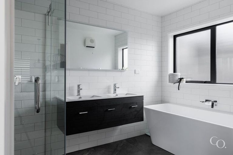 Photo of property in 17 Mida Close, Papamoa Beach, Papamoa, 3118