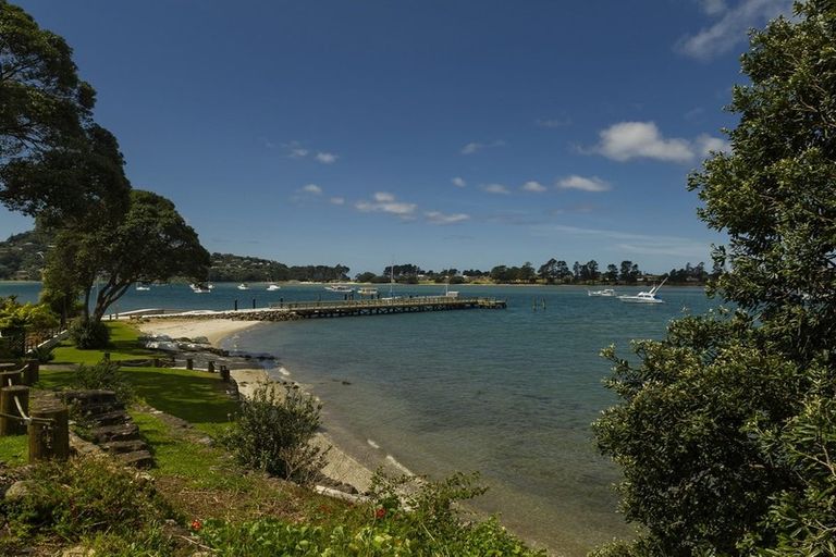 Photo of property in 8 Wharf Road, Tairua, 3508