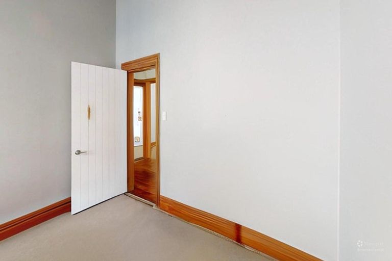 Photo of property in 9 Hereford Street, West End, Palmerston North, 4410