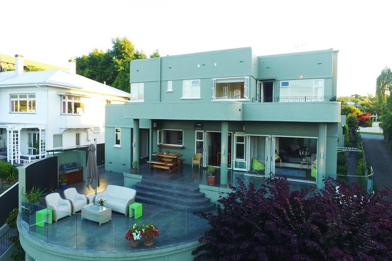 Photo of property in 1212 Victoria Street, Whitiora, Hamilton, 3200