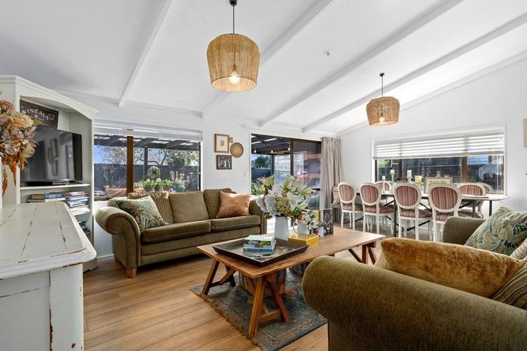 Photo of property in 163a Victoria Street, Cambridge, 3434