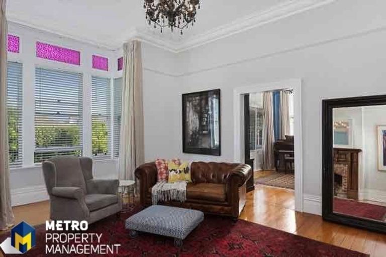 Photo of property in 91 Tomahawk Road, Andersons Bay, Dunedin, 9013