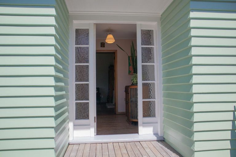 Photo of property in 30 Milton Road, Greymouth, 7805