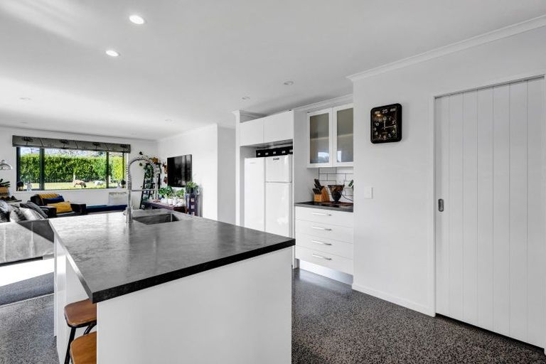 Photo of property in 1108c Egmont Road, Egmont Village, New Plymouth, 4372