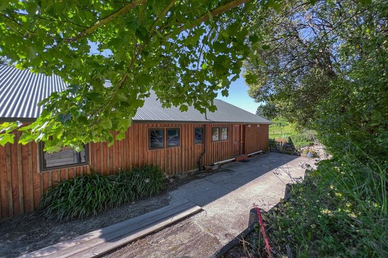 Photo of property in 165 Governors Bay - Teddington Road, Teddington, Lyttelton, 8971