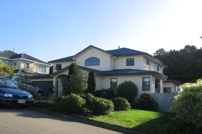 Photo of property in 9 Wantwood Grove, Churton Park, Wellington, 6037