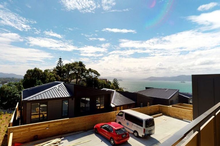 Photo of property in 1/80 Seatoun Heights Road, Seatoun, Wellington, 6022