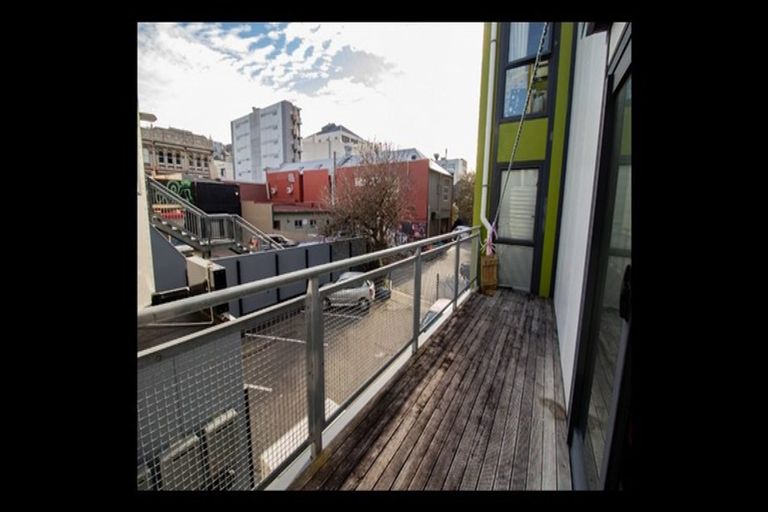 Photo of property in Dual Apartments, 108/142 Vivian Street, Te Aro, Wellington, 6011
