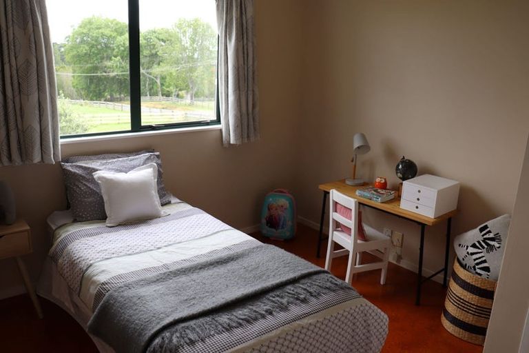 Photo of property in 83 Sim Road, Paerata, Papakura, 2580