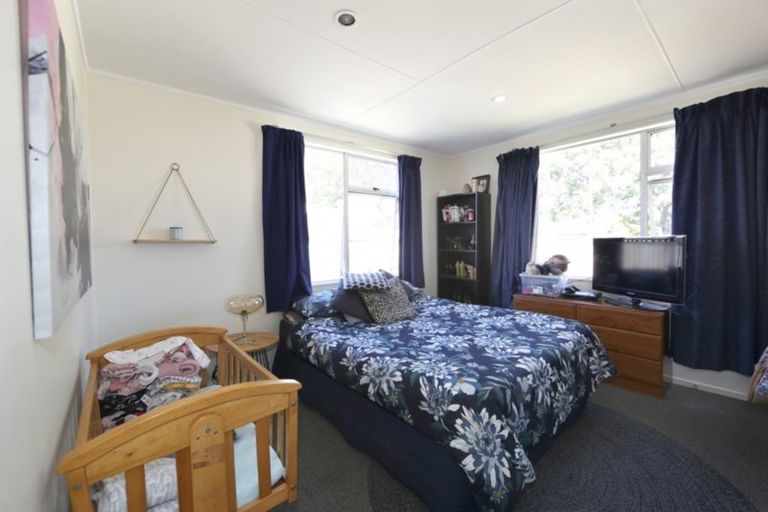 Photo of property in 9 Currie Street, Greenmeadows, Napier, 4112