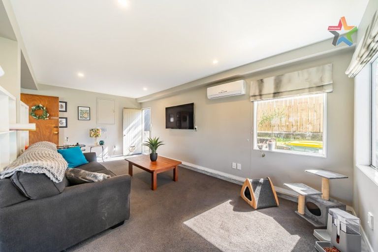 Photo of property in 172 Holborn Drive, Stokes Valley, Lower Hutt, 5019