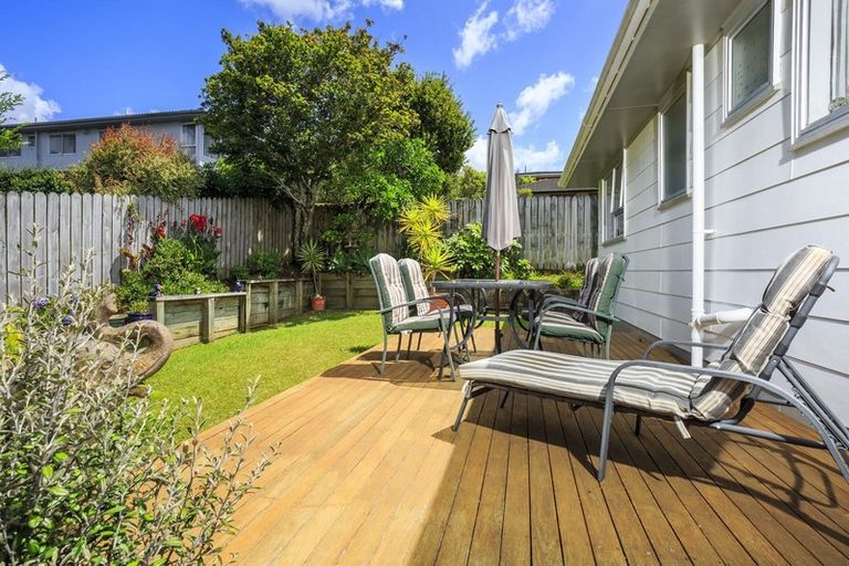 Photo of property in 3 Intrepid Place, Torbay, Auckland, 0630