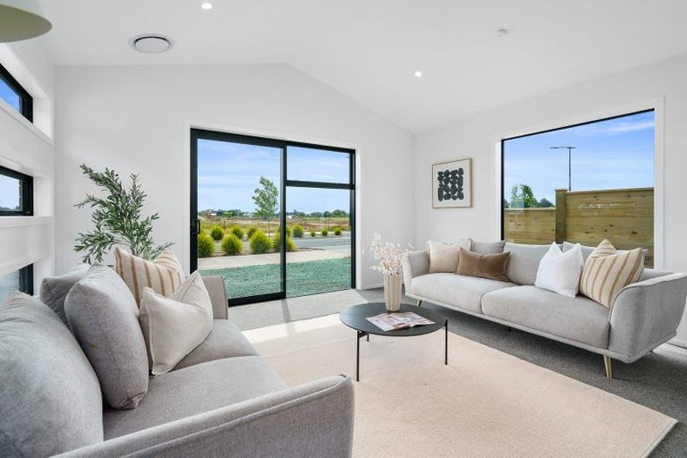 Photo of property in 74 Hugo Shaw Drive, Cambridge, 3434