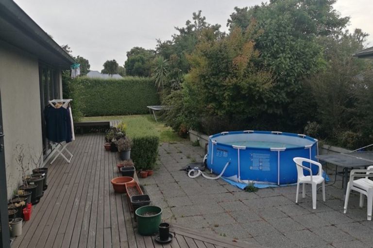 Photo of property in 57 Staveley Street, Avonhead, Christchurch, 8042