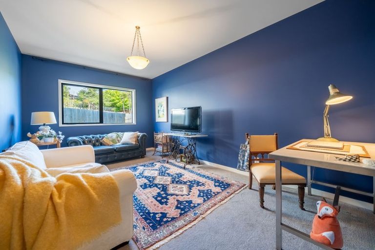 Photo of property in 285 Cannon Hill Crescent, Mount Pleasant, Christchurch, 8081