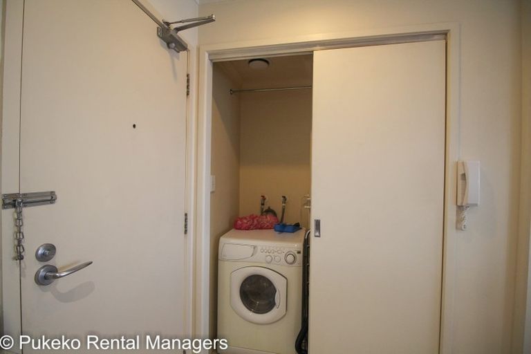 Photo of property in The Rennaissance, 3d/18 Ronwood Avenue, Manukau, Auckland, 2104