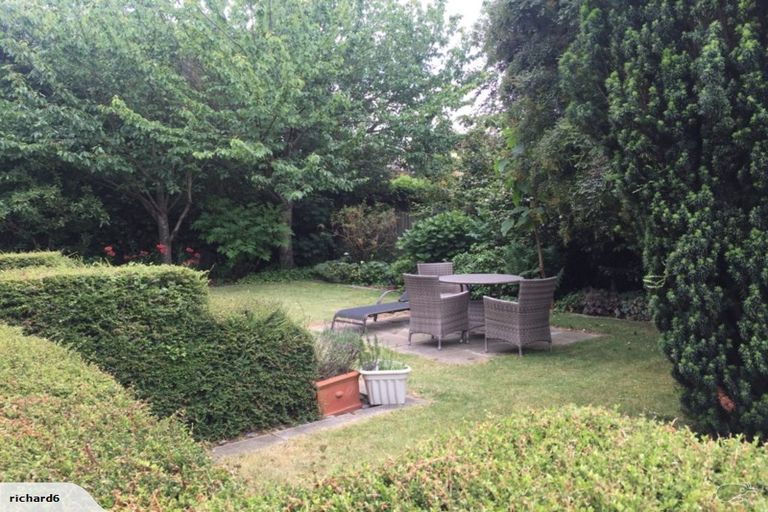 Photo of property in 2a Earl Street, Hillsborough, Christchurch, 8022