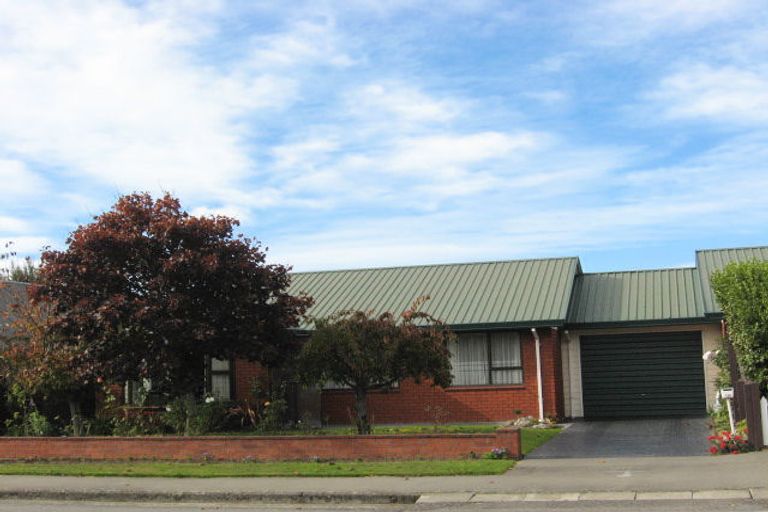 Photo of property in 1/138 Racecourse Road, Sockburn, Christchurch, 8042