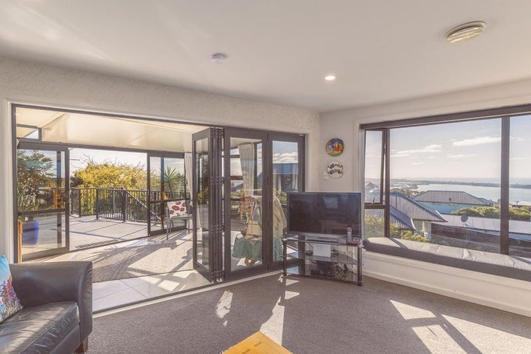 Photo of property in 116 Major Hornbrook Road, Mount Pleasant, Christchurch, 8081