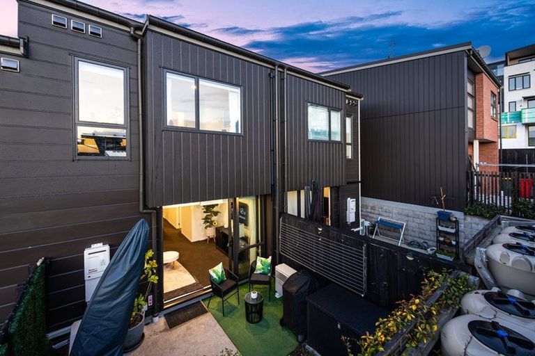 Photo of property in 36 Pennant Street, Long Bay, Auckland, 0630