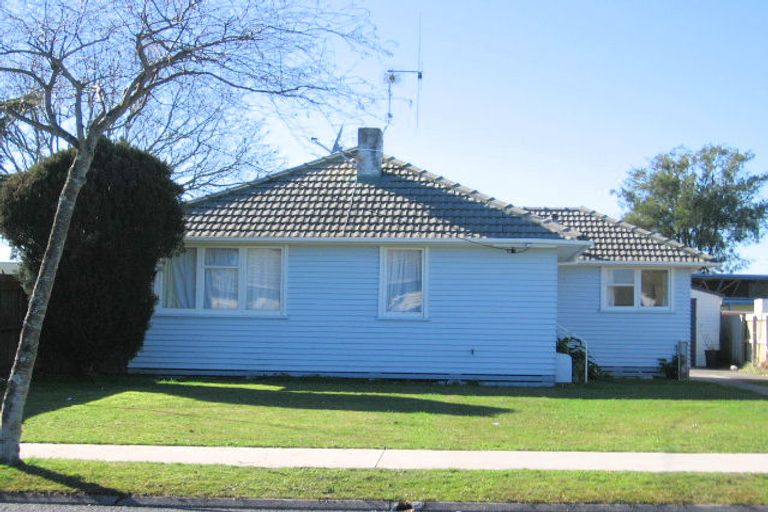 Photo of property in 76 Heath Street, St Andrews, Hamilton, 3200