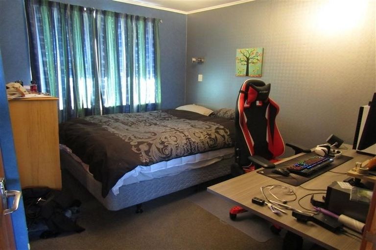 Photo of property in 13 Riversdale Road, Clouston Park, Upper Hutt, 5018