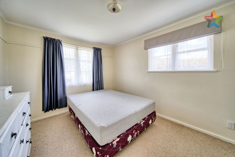 Photo of property in 255 Naenae Road, Naenae, Lower Hutt, 5011