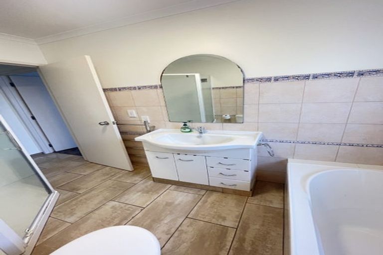 Photo of property in 7 John Street, Mangere East, Auckland, 2024