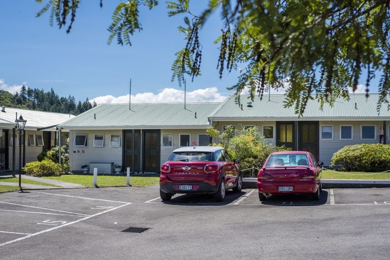 Photo of property in 4k Rutland Street, Picton, 7220