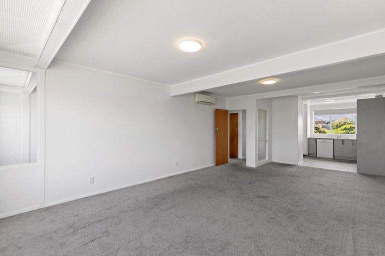 Photo of property in 1 Aurora Street, Petone, Lower Hutt, 5012