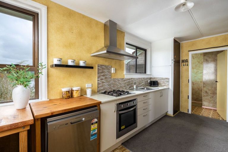 Photo of property in 10 Carey Street, Waitara, 4320