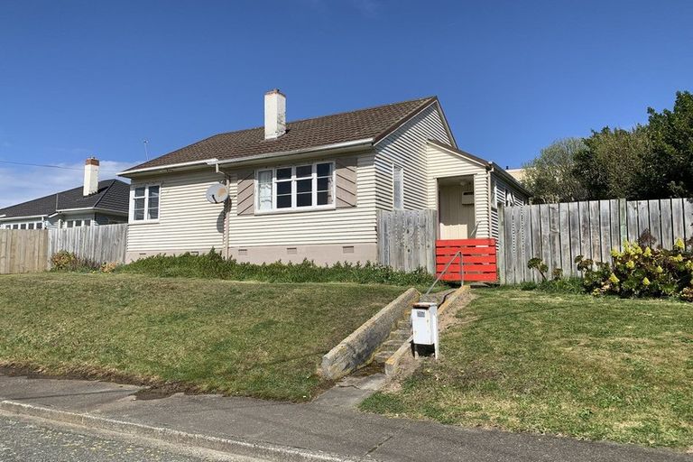 Photo of property in 18 Doyle Street, Bluff, 9814