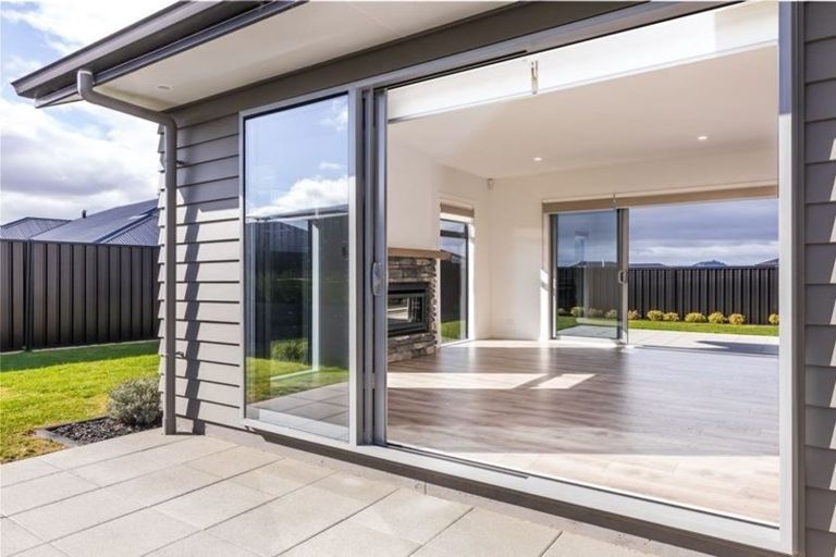 Photo of property in 33 Marabou Crescent, Nukuhau, Taupo, 3330