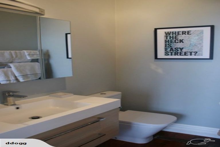 Photo of property in 17a Crawford Avenue, Mangere Bridge, Auckland, 2022