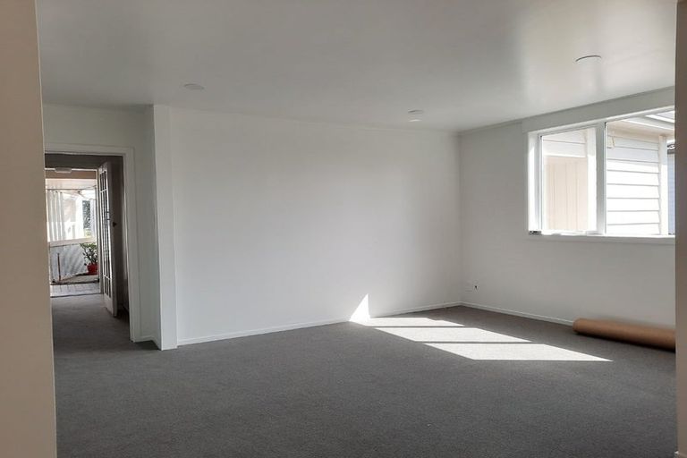 Photo of property in 5b Rosebank Road, Avondale, Auckland, 1026