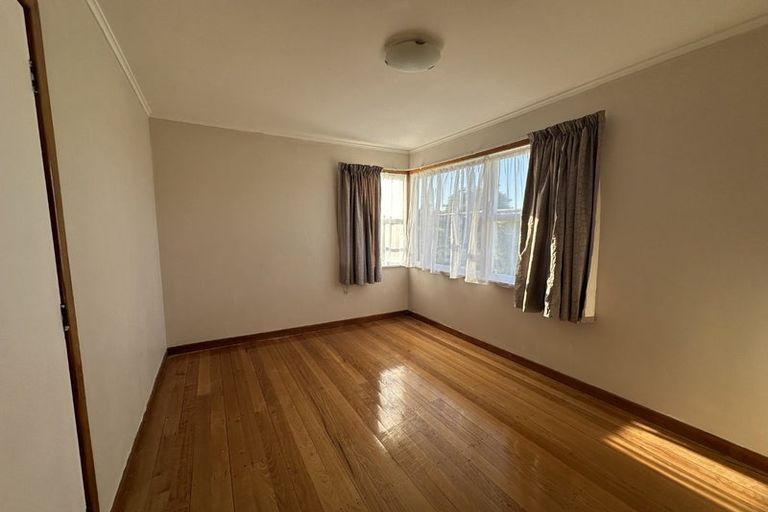 Photo of property in 11 Erin Street, Tikipunga, Whangarei, 0112